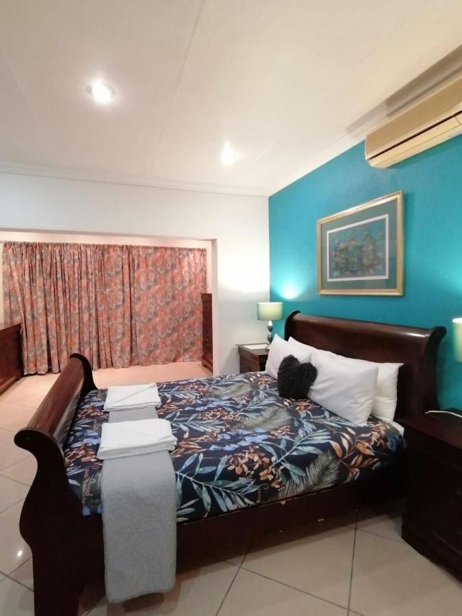 Palm View Guest House Pretoria-Noord Zewnętrze zdjęcie